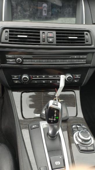 BMW 5-serie 523i 3.0 high autom exec Opendak H.U.D. Sportleer mooie auto!! picture 18