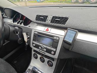 Volkswagen Passat 2.0 Highline FSI Business Nette auto picture 11