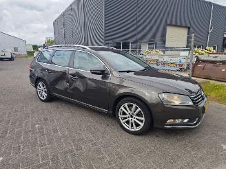 škoda osobní automobily Volkswagen Passat 2.0 TDI Highline BlueMotion Technisch 100 procent ok!! 2013/1