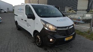 skadebil bedrijf Opel Vivaro 1.6 cdti luxury edition camera/multimedia geen schade! 2016/1
