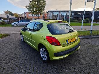 Peugeot 207 luxe auto met recente apk geen schade picture 6