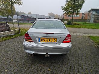 Mercedes C-klasse c180 automaat goed rijdende auto picture 6