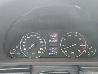 Mercedes C-klasse c180 automaat goed rijdende auto picture 10