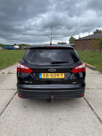 Ford Focus  picture 4