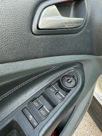 Ford C-Max 1.0 Ti-VCT Ecoboost picture 10