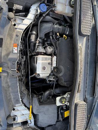 Ford C-Max 1.0 Ti-VCT Ecoboost picture 15