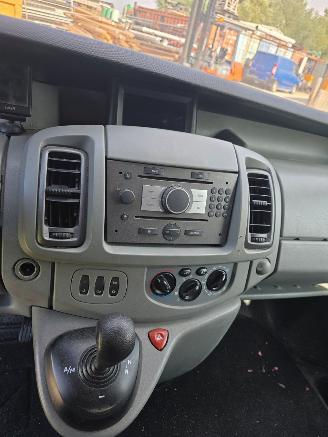 Opel Vivaro 2.0 CDTI picture 10