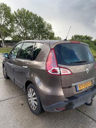 Renault Scenic 1.5 dCi picture 5