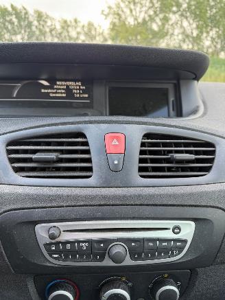Renault Scenic 1.5 dCi picture 12