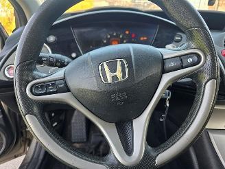 Honda Civic 1.8I 5DR picture 7