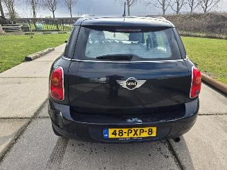 Mini One COUNTRYMAN picture 5