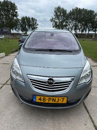 Voiture accidenté Opel Meriva B 1.4 turbo Ecotec 2011/1
