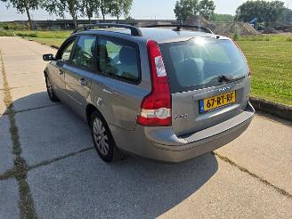 Volvo V-50 2.4 automaat picture 4