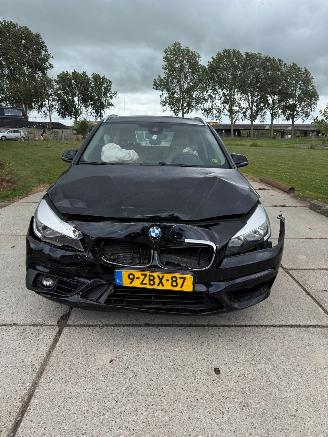 damaged passenger cars BMW 2-serie Active Tourer (f45) 2014/12