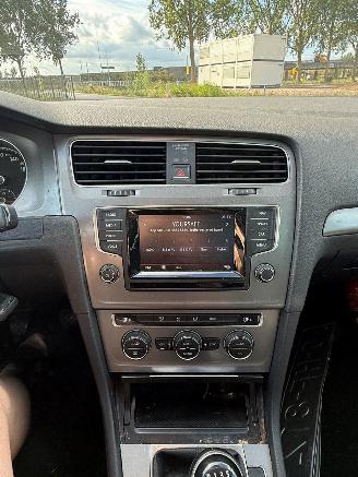 Volkswagen Golf 1.6 TDI picture 11