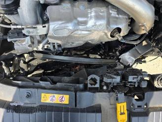 Mercedes GLB GLB (247.6), SUV, 2019 2.0 GLB-250 Turbo 16V 4-Matic picture 17