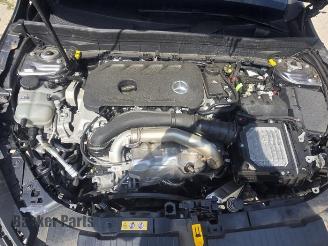 Mercedes GLB GLB (247.6), SUV, 2019 2.0 GLB-250 Turbo 16V 4-Matic picture 16