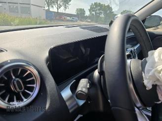 Mercedes GLB GLB (247.6), SUV, 2019 2.0 GLB-250 Turbo 16V 4-Matic picture 11