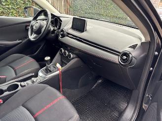 Mazda 2 1.5 3 SKY-ACTIVE 105 PK PORTUGEES picture 17
