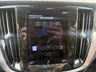 Volvo V-60 2.0 V60 Momentum Advantage AUTOMAAT 174PK picture 17
