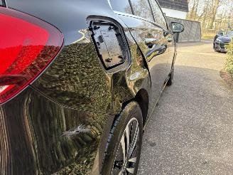 Mercedes A-klasse 250 e HYBRID PANO-AUTOMAAT-SFEER-VOL LEER-BURMESTER AUDIO picture 10