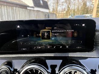 Mercedes A-klasse 250 e HYBRID PANO-AUTOMAAT-SFEER-VOL LEER-BURMESTER AUDIO picture 23