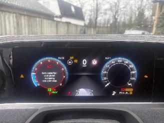 Volkswagen Passat 1.5 eTSI R-Line Edi PANORMA VOLL picture 19