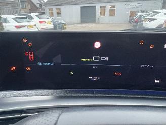 Peugeot e-3008 E-GT Avantage 210 73 kWh picture 22