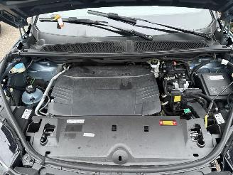 Peugeot e-3008 E-GT Avantage 210 73 kWh picture 12