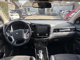 Mitsubishi Outlander 2.4 PHEV Intense+ HYBRIDE HALFLEER PANO AIRO KIT AUTOMAAT 210PK picture 9
