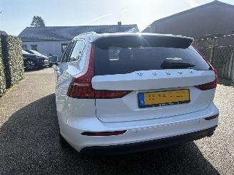 Volvo V-60 R-DESIGN 2.0 D MOMENTUM-LEER-PANO-AUTOMAAT-150PK-BOM VOL picture 8