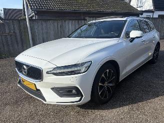 Volvo V-60 R-DESIGN 2.0 D MOMENTUM-LEER-PANO-AUTOMAAT-150PK-BOM VOL picture 5