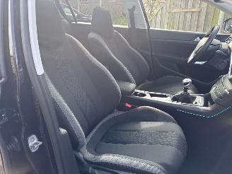Peugeot 308 1.2 SPORT EXE picture 13