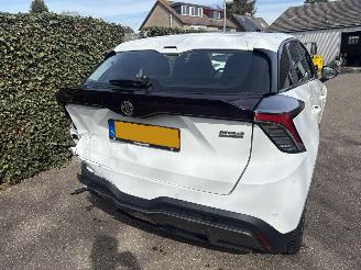 MG MG4 SPORT 51 kWh  243PK 350KM ACTIERADIUS picture 6