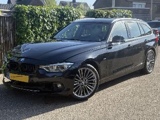 Voiture accidenté BMW 3-serie 318i Corporate Lease High Executive AUTOMAAT 136PK 2017/11