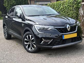 Unfallwagen Renault Arkana 1.6 E-TECH HYBRID 145 ZEN  AUTOMAAT 2022/7