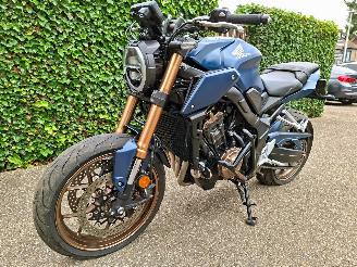 Honda CB 650 R Neo Sp Café picture 9