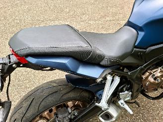 Honda CB 650 R Neo Sp Café picture 9