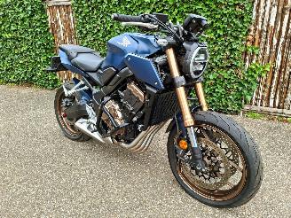 Honda CB 650 R Neo Sp Café picture 2