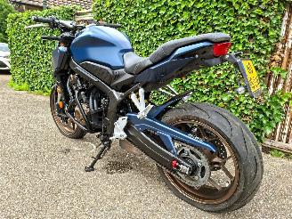 Honda CB 650 R Neo Sp Café picture 5