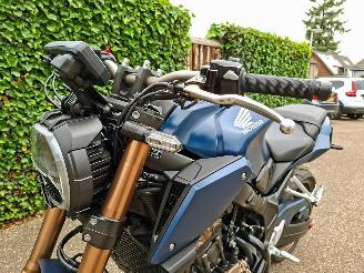 Honda CB 650 R Neo Sp Café picture 11