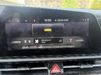 Kia Niro DynamicPlusLine 64.8 kWh AUTOMAAT 204PK picture 14