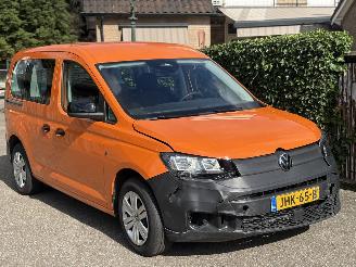 Unfallwagen Volkswagen Caddy Combi 1.5 TSI  HYBRIDE AUTOMAAT PLUG-INN 2025/11