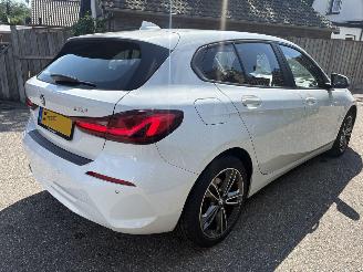 BMW 1-serie 118i Executive Edition AUTOMAAT 136PK picture 6