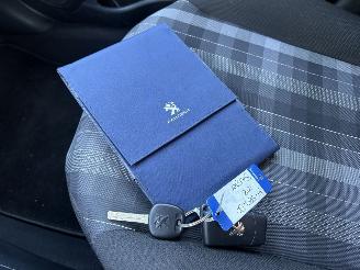 Peugeot 108 1.0 e-VTi Active picture 20