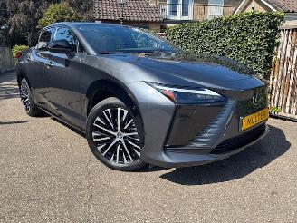 Vaurioauto  passenger cars Lexus RZ 450e Executive 320 PK  71 kWh  PANORAMA 2024/6