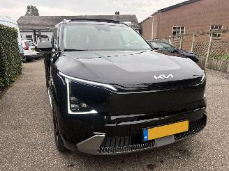 Kia EV5 PLUS SPORT 81.4 KWH PANORAMA LEER NIEUW !!! picture 4