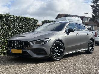 damaged passenger cars Mercedes Cla-klasse 220 AMG 190 PK EXE PANORAMA VOLL NAP !! 2021/3