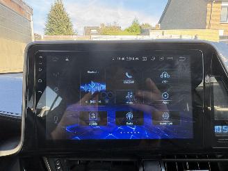Toyota C-HR 1.8 HYBRID BI-TONE AUTOMAAT picture 16