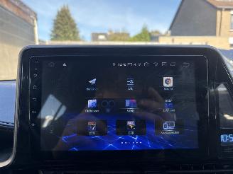 Toyota C-HR 1.8 HYBRID BI-TONE AUTOMAAT picture 17